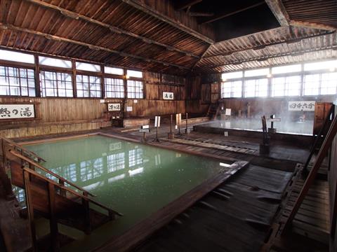 1泊目：酸ヶ湯温泉旅館